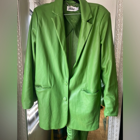 Jakke. Suit set in green faux leather size 4 - Picture 3 of 6
